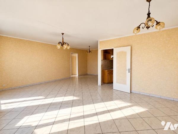 TOURS NORD - MAISON DE PLAIN-PIED - DANS UNE IMPASSE - 3 CHAMBRES – GARAGE - JARDIN