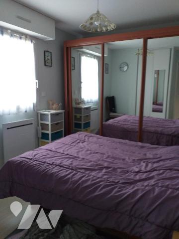 VIAGER OCCUPE T3 bis de 74m² en rdc avec jardinet et  parking