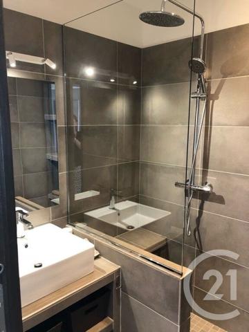 Appartement T3 à vendre  3 pièces - 57,60 m2 STE MAXIME - 83