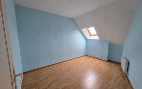 Appartement à louer    3 pièces • 120,19 m2 Dormans