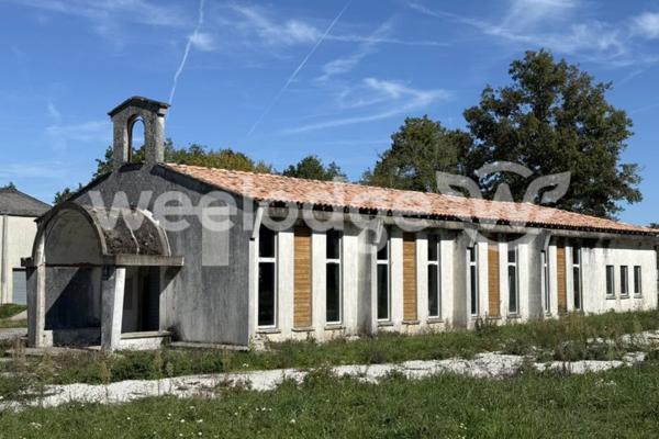 Local commercial à vendre de 220 m² à Mornac