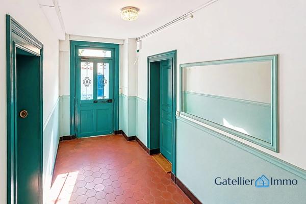 Le Chesnay limite Versailles – 2 pièces rénové avec cave
