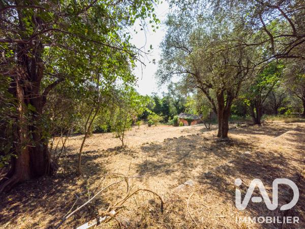 Terrain à vendre 846 m² Grasse
