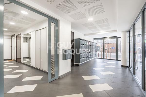 STUDIO A VENDRE AVEC PARKING