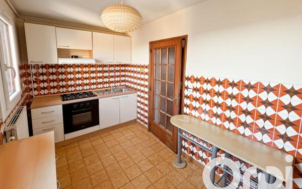 Appartement à vendre    3 pièces •  Bourg-Saint-Andéol