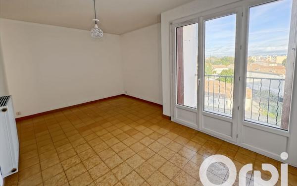 Appartement à vendre    3 pièces •  Bourg-Saint-Andéol