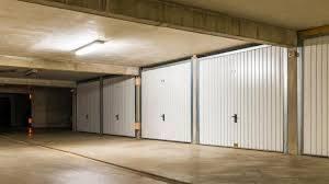Location Garage à Annonay , secteur Domaine de la Gare