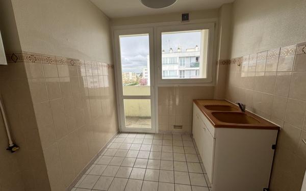 Appartement à vendre    4 pièces • 77 m2 Laon