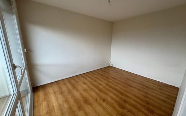 Appartement à vendre    4 pièces • 77 m2 Laon