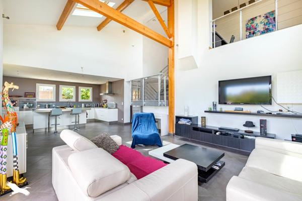 Maison à vendre 599 900 € Irigny 5 p 145 m² DPE C