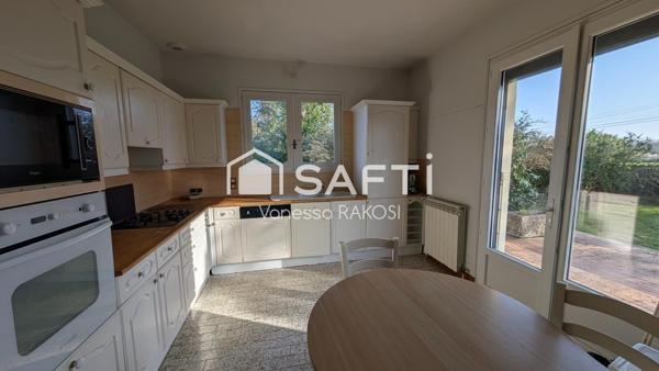 MAISON DE PLAIN PIED 150 M² 3 CHAMBRES 5000 M² DE JARDIN ET 160 M² HANGAR