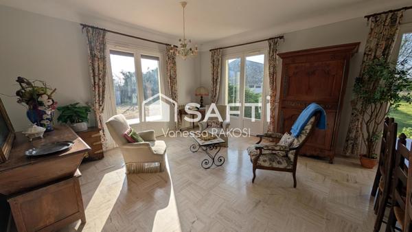 MAISON DE PLAIN PIED 150 M² 3 CHAMBRES 5000 M² DE JARDIN ET 160 M² HANGAR