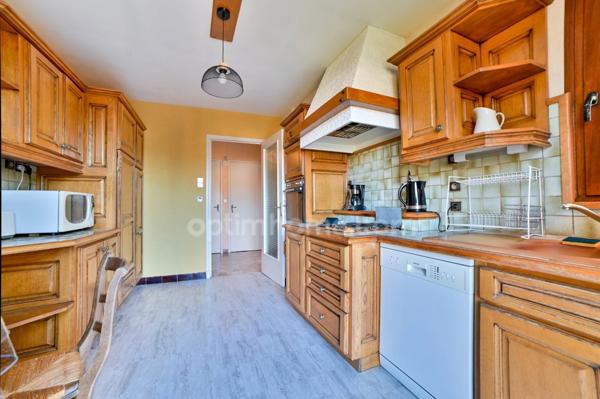 Maison à vendre 8 pièces VEYNES (05)terrain 1200m²