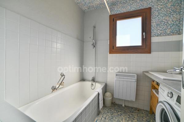 Maison à vendre 8 pièces VEYNES (05)terrain 1200m²