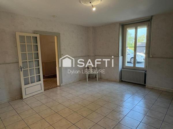 Maison avec dépendances et beau potentiel