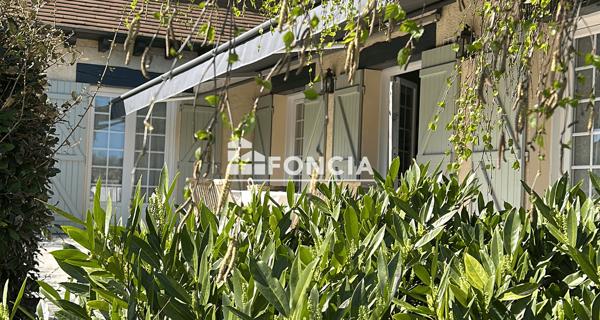 À vendre Maison 6 pièces 300 m² - Lalinde 24150