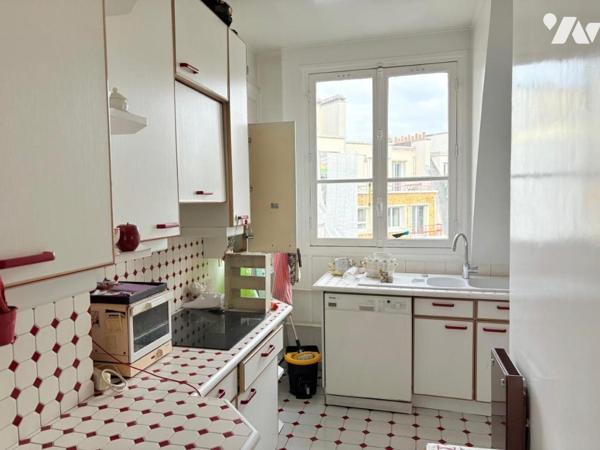 TROIS PIECES de 90,15 m² - VUE DEGAGEE - BALCON