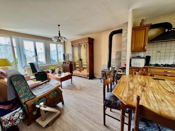 Maison 8 pièces - 130 m² Exclusivité efficity