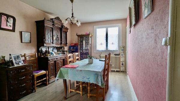 Maison 8 pièces - 130 m² Exclusivité efficity