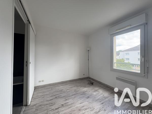 Location appartement 2 pièces 45 m² Moissy-Cramayel