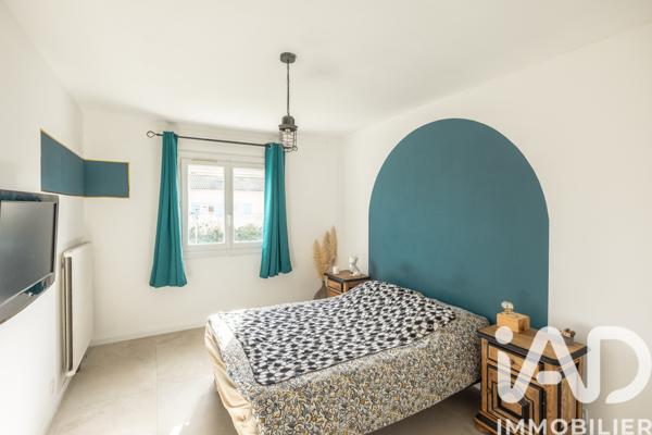 Maison à vendre 5 pièces 163,43 m² Arles