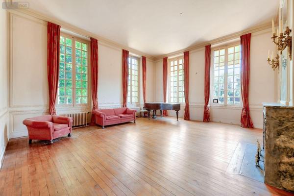 Maison de maître à vendre à Mérignac en Gironde (33700), ref : 33145//1869