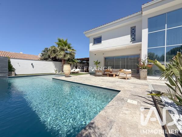Maison à vendre 4 pièces 160 m² Marignane