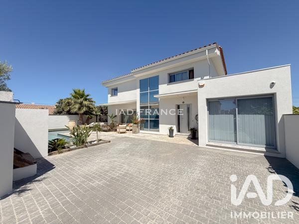 Maison à vendre 4 pièces 160 m² Marignane