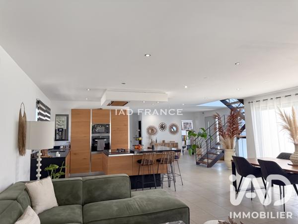Maison à vendre 4 pièces 160 m² Marignane