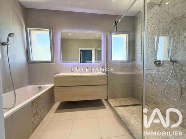 Maison à vendre 4 pièces 160 m² Marignane