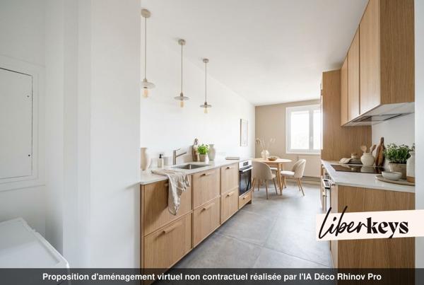 Appartement traversant avec balcon, box fermé et cave – Oullins