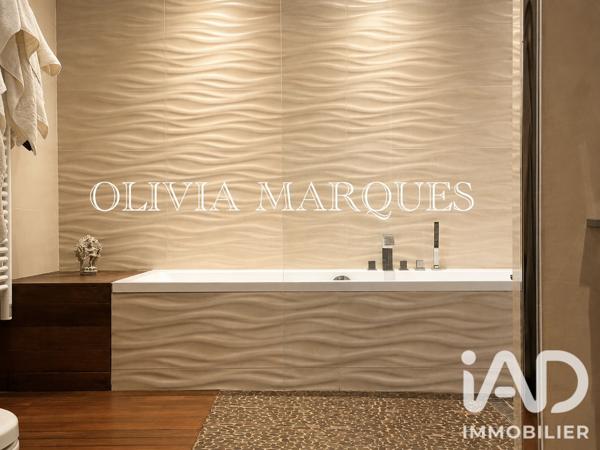 Maison à vendre 6 pièces 194 m² Marseille 16