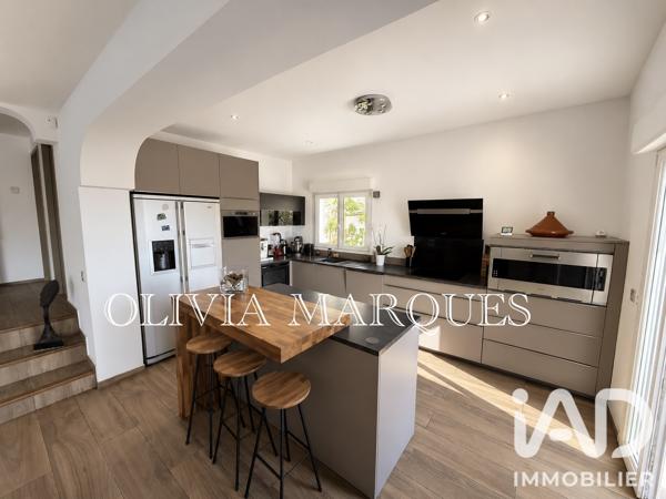 Maison à vendre 6 pièces 194 m² Marseille 16