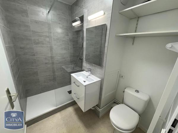 Appartement à louer 1 pièce 28.5m²