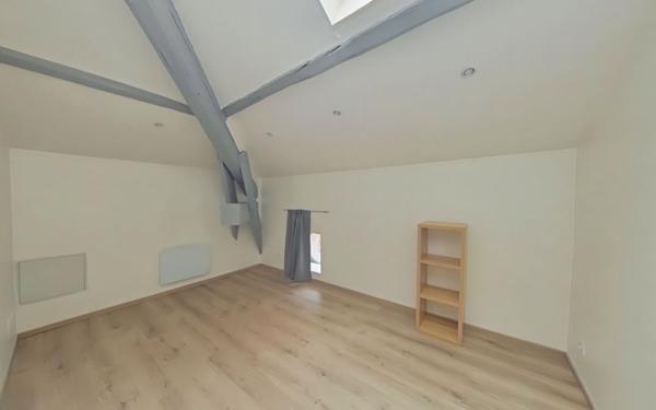 Appartement à vendre    2 pièces • 34,74 m2 Romans-sur-Isère