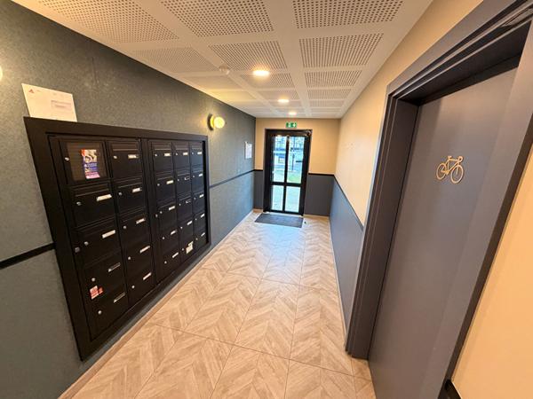 Appartement Le Blanc Mesnil 2 pièce(s) 45 m2