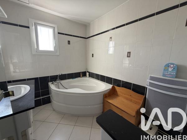 Maison à vendre 6 pièces 151 m² Rouillac