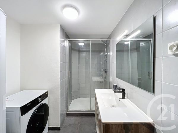 Appartement F5 à vendre  5 pièces - 94,32 m2 VANDOEUVRE LES NANCY - 54