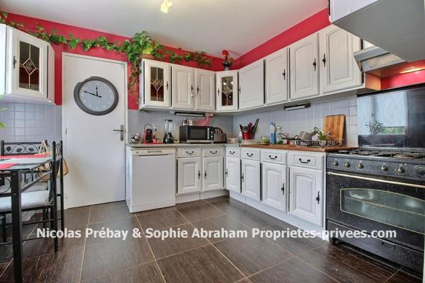 Maison individuelle de 5 pièces avec garage et terrain