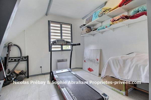 Maison individuelle de 5 pièces avec garage et terrain