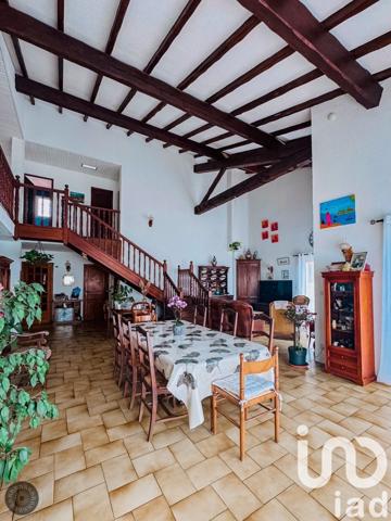 Maison à vendre 6 pièces 185 m² Saint-Estève