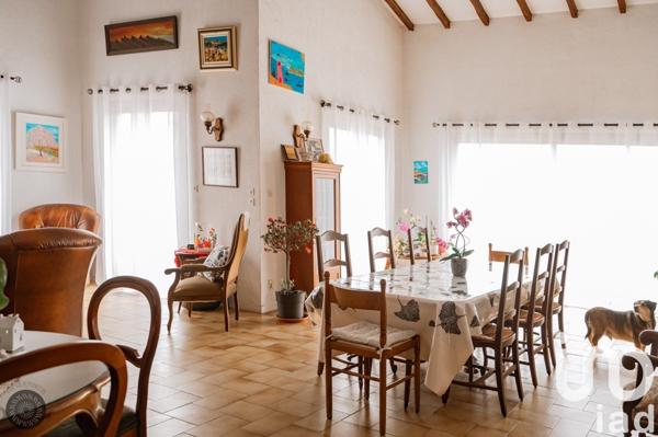 Maison à vendre 6 pièces 185 m² Saint-Estève