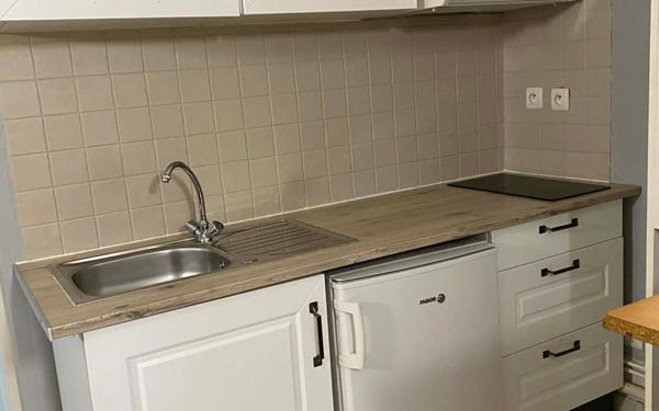 Immeuble à vendre    7 pièces •  Pont-l'Abbé-d'Arnoult