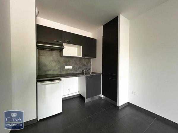 Appartement à louer 2 pièces 42.8m² Tourcoing (59200)
