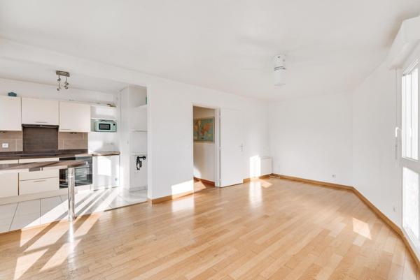 Appartement T4 dernier étage avec 2 parkings