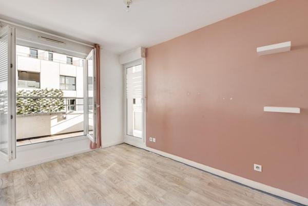 Appartement T4 dernier étage avec 2 parkings