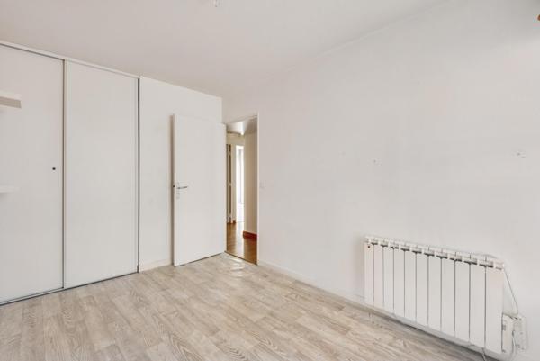 Appartement T4 dernier étage avec 2 parkings