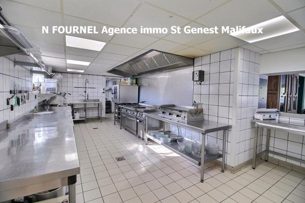 SAINT GENEST MALIFAUX : MURS ET FONDS DE COMMERCE BAR RESTAURANT  AVEC APPARTEMENT PRIVATIF AU DESSUS