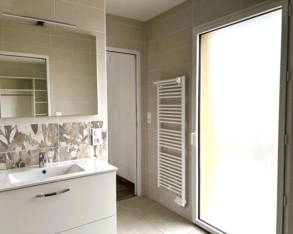 MONTBRISON 42600 Appartement neuf (jamais habité) 126 m² habitables 3 chambres, garage, place de parking
