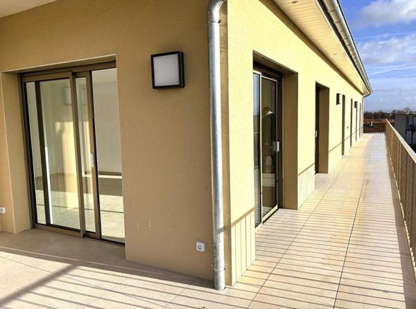 MONTBRISON 42600 Appartement neuf (jamais habité) 126 m² habitables 3 chambres, garage, place de parking